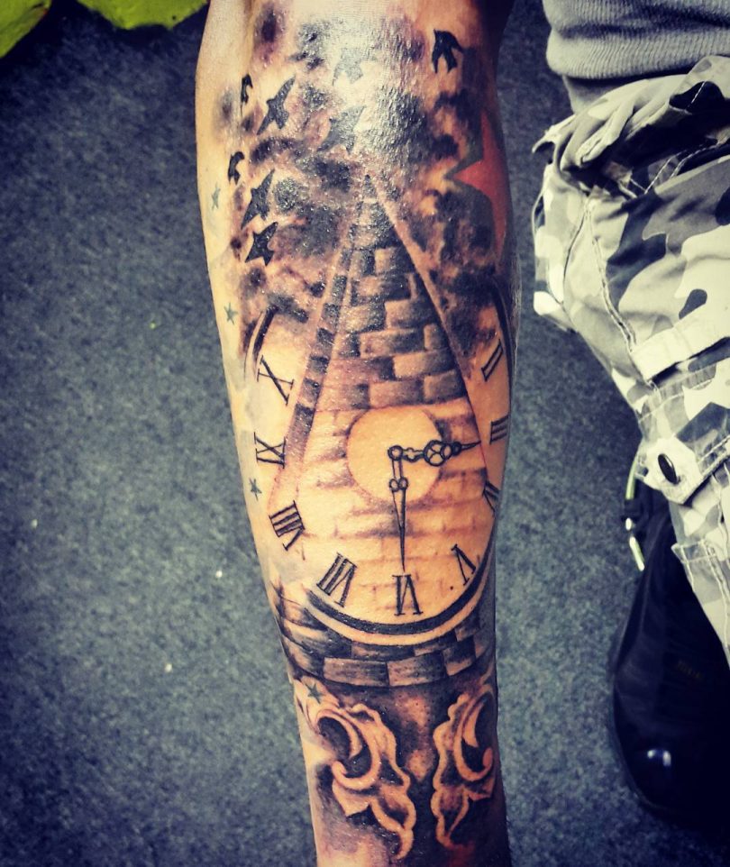 clock tattoo clock tattoo