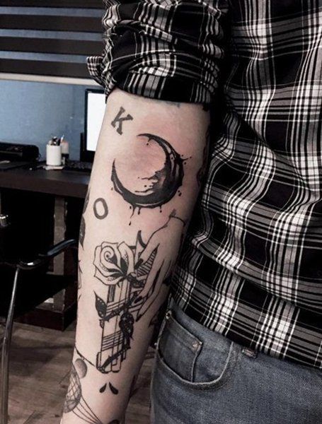 Moon Tattoo designs