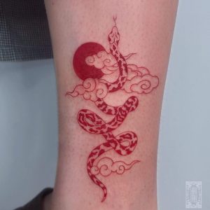 Images de tatouages ​​​​rouges esthétiques